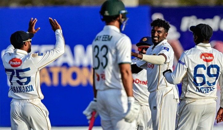 ৫০০ থেকে ৫ রান দূরে থামলো বাংলাদেশ